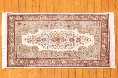Rug Picture